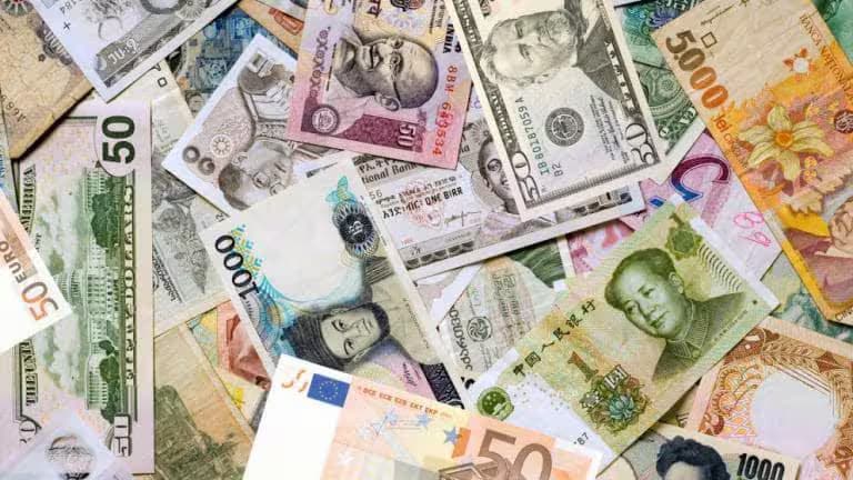 A variety of cash currencies