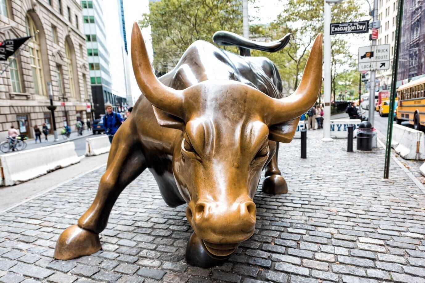 Dow hits a record high following Fed’s nearly pivot rhetoric Hero