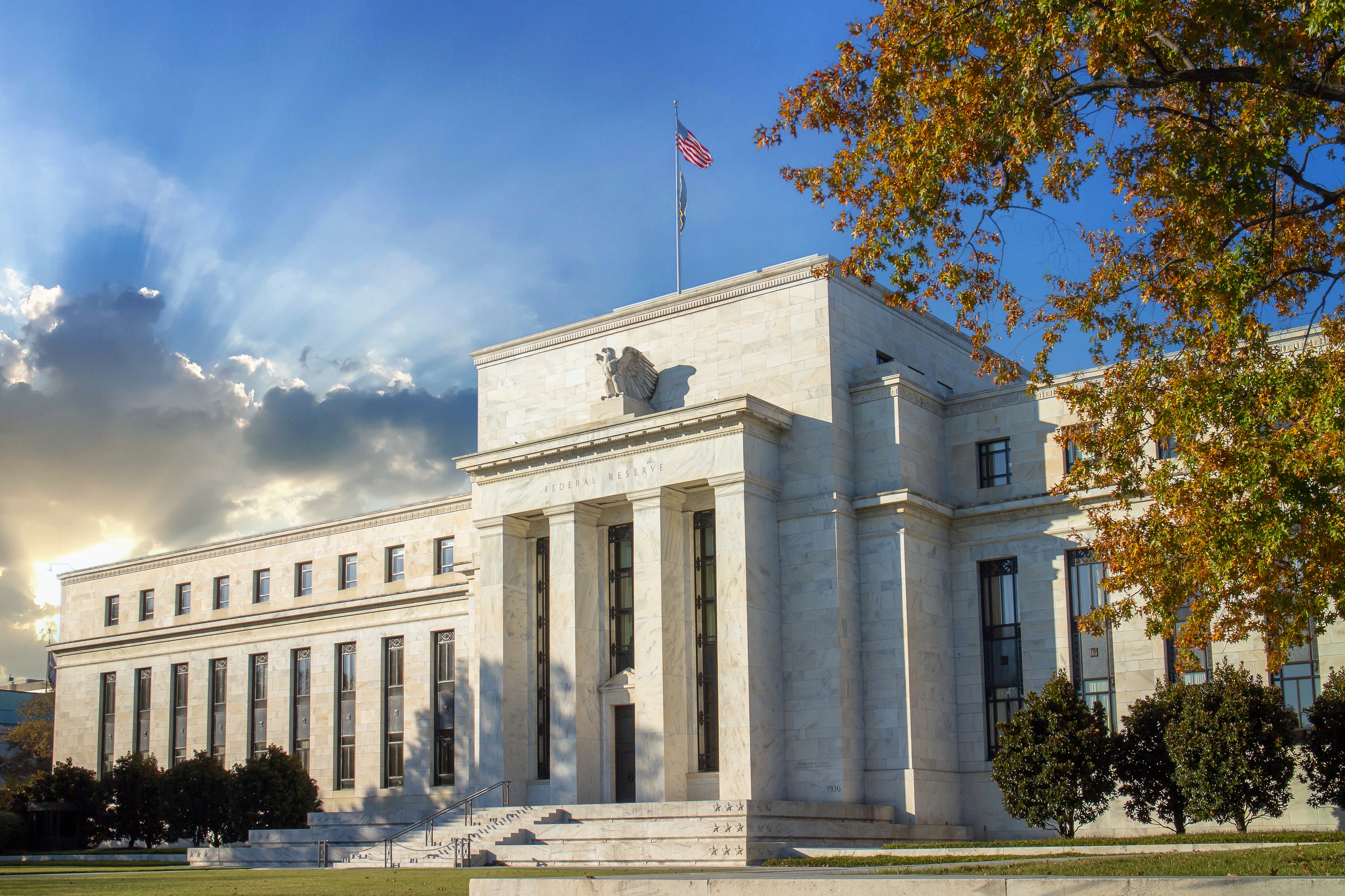 US inflation above 4% puts the Fed and AI trade under pressure
